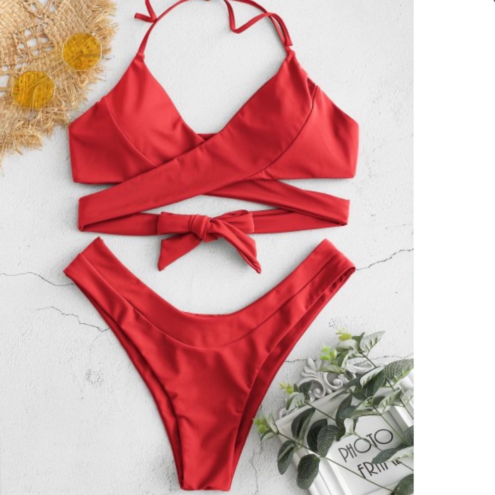 ZAFUL swimsuit. NWT. NEVER WORN